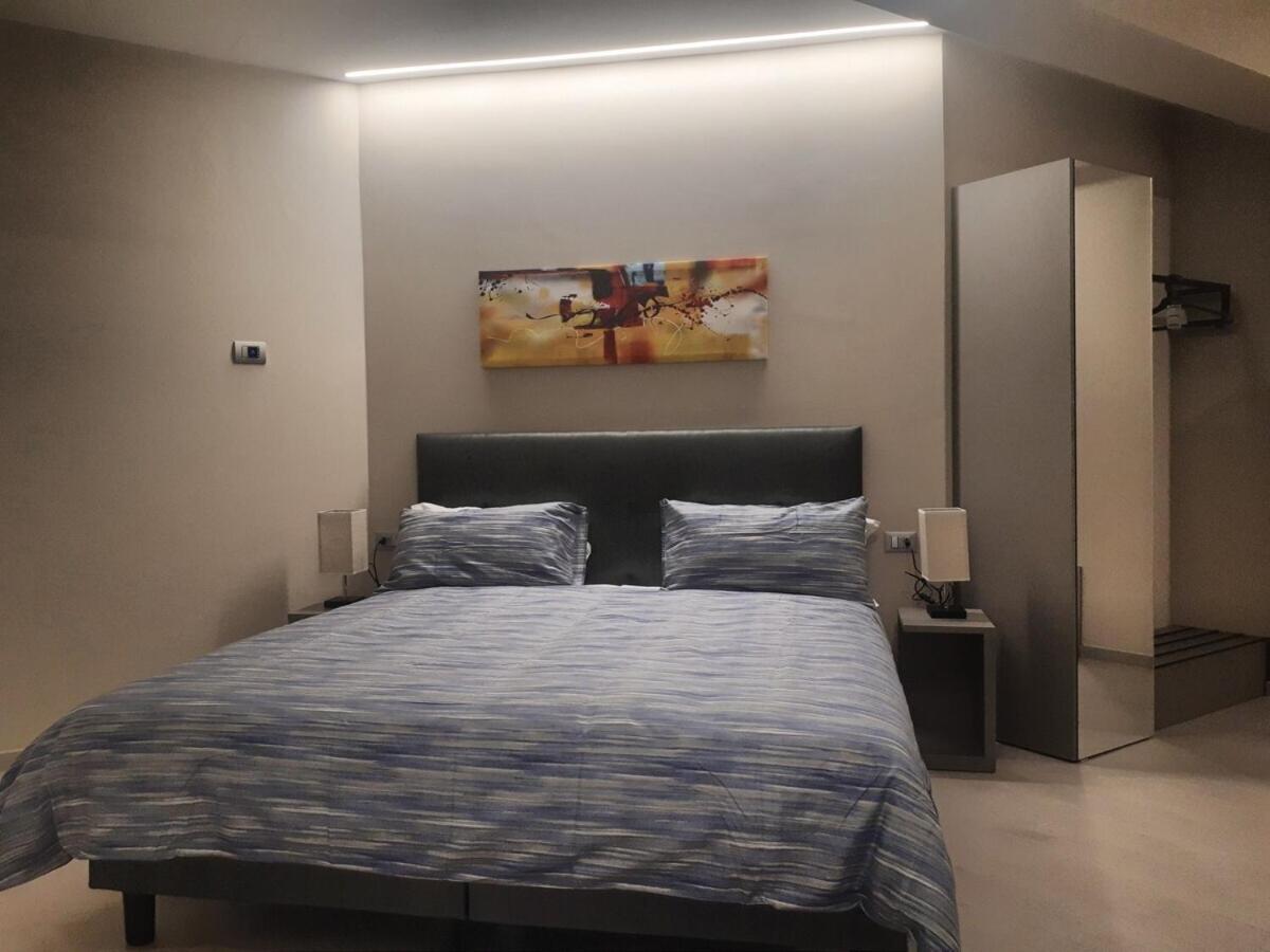 Smart Apartment Sei Chiese - Twa Bologna Eksteriør bilde